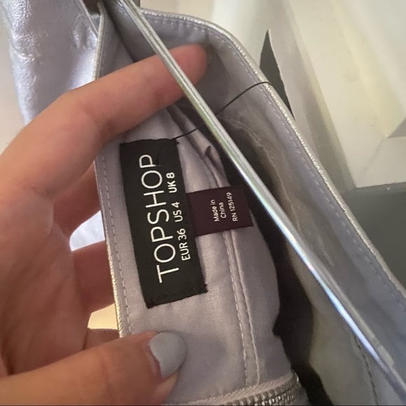 NWT TOPSHOP Silver Metallic Lace Up Mini Skirt - Picture 7 of 7